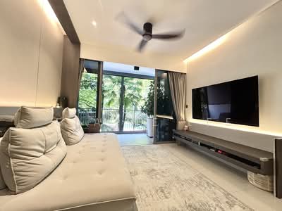 For Sale - The Visionaire