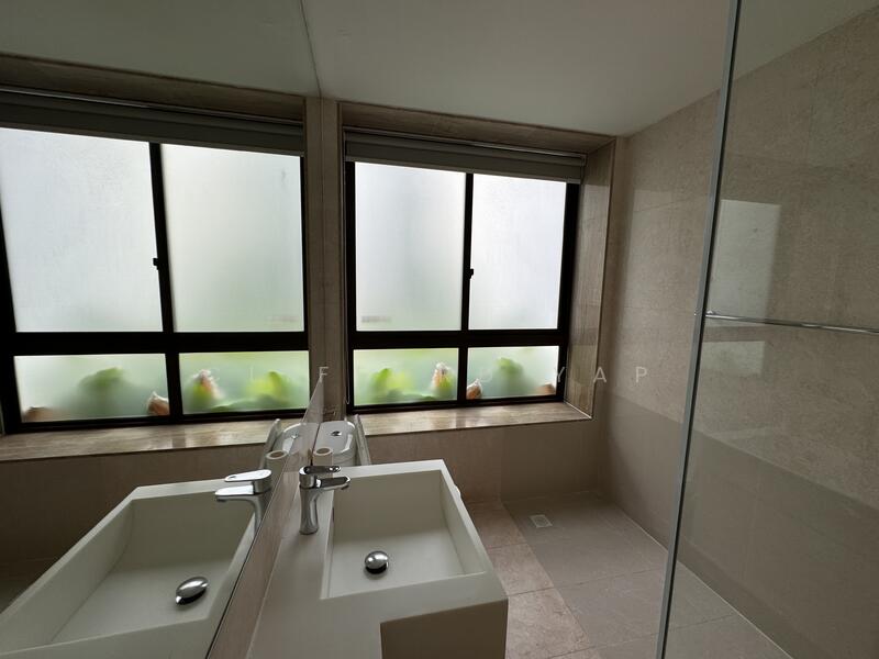 NUS Master bedroom full Condo, West coast road, Room Rental, 230 sqft, Condominium For Rent, by Clifford Yap, 60041382 - Privatw Bathroom - PropertyGuru.com.sg