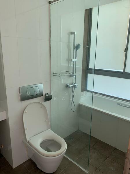 Botannia, 29 West Coast Park, Room Rental, 200 sqft, Condominium For Rent, by Gupta Sameer Raj, 60041427 - Bathroom - PropertyGuru.com.sg