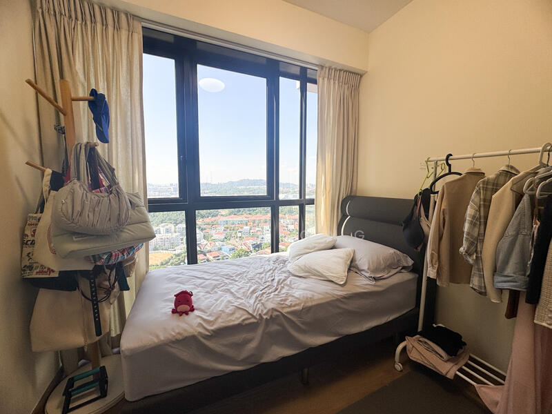 Whistler Grand, 109 West Coast Vale, Buona Vista / West Coast / Clementi New Town, 3 Bedrooms, 1,066 sqft, Condominium For Rent, by Gwen Ong, 60041645 - Bedroom 2 - PropertyGuru.com.sg