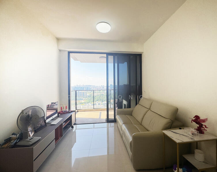 Whistler Grand, 109 West Coast Vale, Buona Vista / West Coast / Clementi New Town, 3 Bedrooms, 1,066 sqft, Condominium For Rent, by Gwen Ong, 60041645 - Living Room - PropertyGuru.com.sg