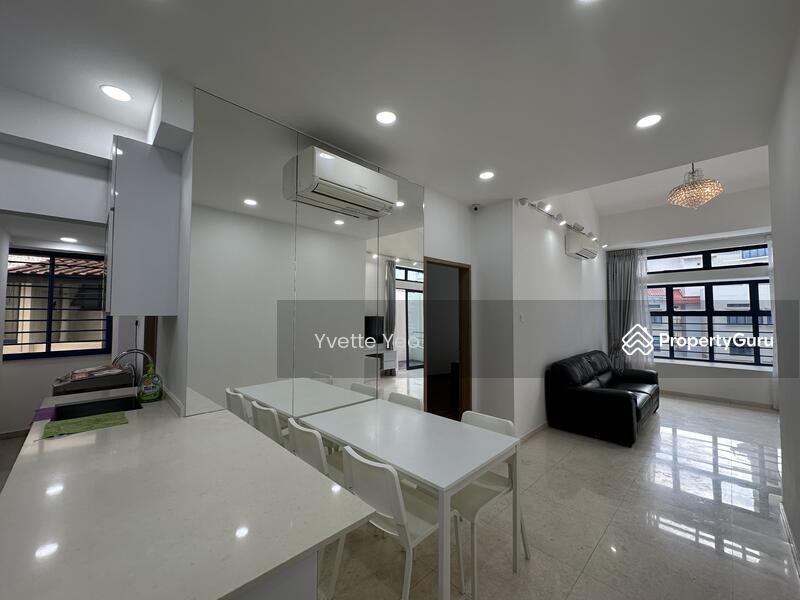 Living & Room