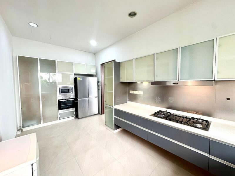 Detached with Pool for Rent in Dunearn Vicinity