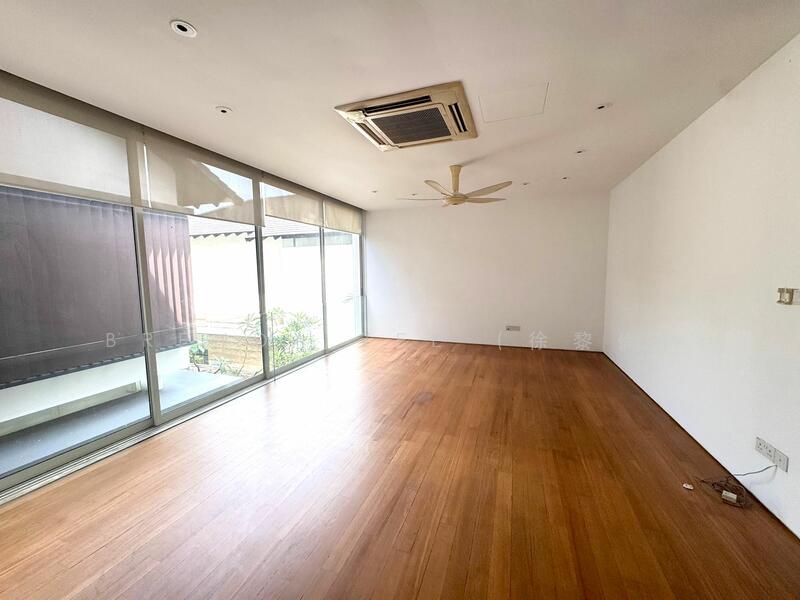 Detached with Pool for Rent in Dunearn Vicinity