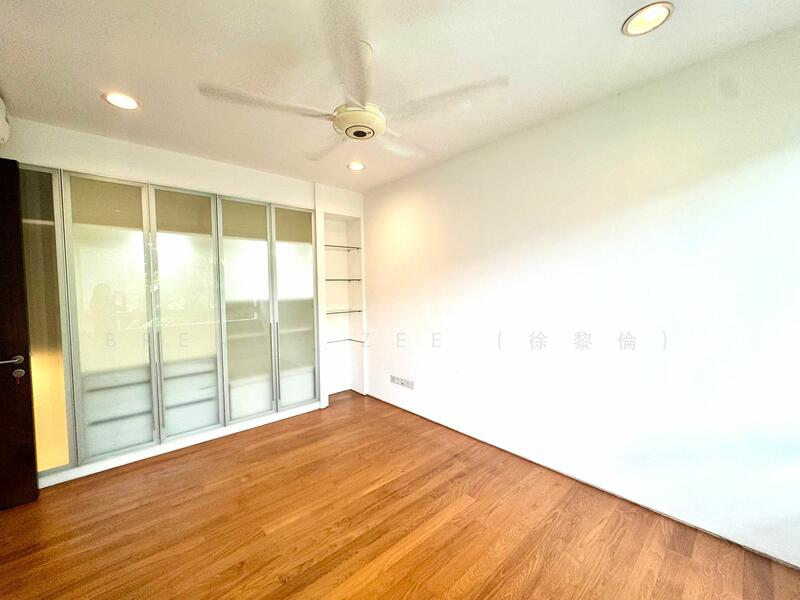 Detached with Pool for Rent in Dunearn Vicinity