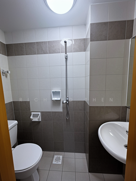 Cavenagh Lodge, 81 Cavenagh Road, 3 Bedrooms, 1,674 sqft, Apartment For Rent, by Richard Then, 60041894 - PropertyGuru.com.sg