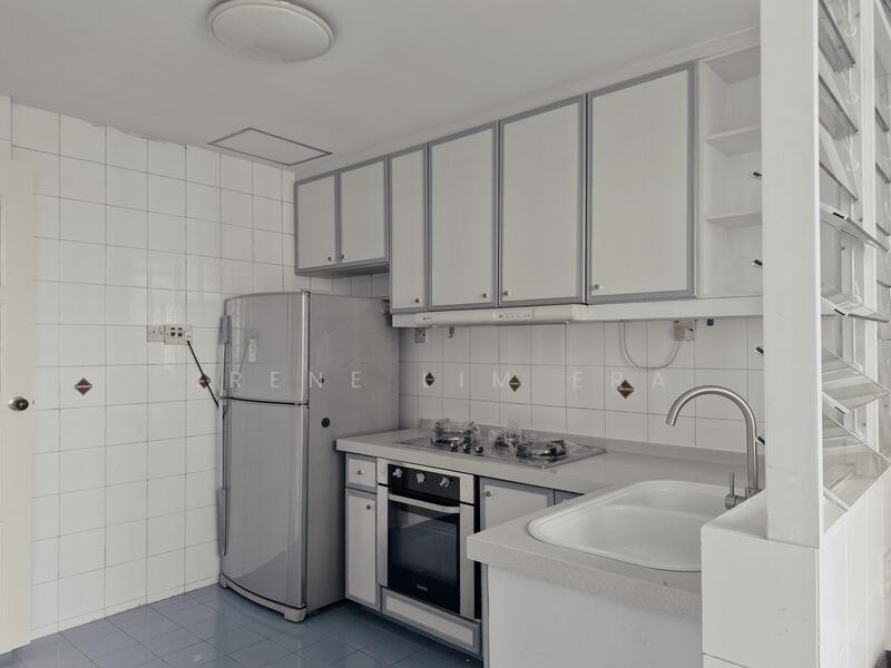 For Rent - Euro-Asia Court