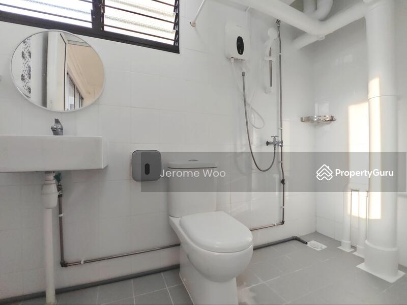 Master Bathroom 1