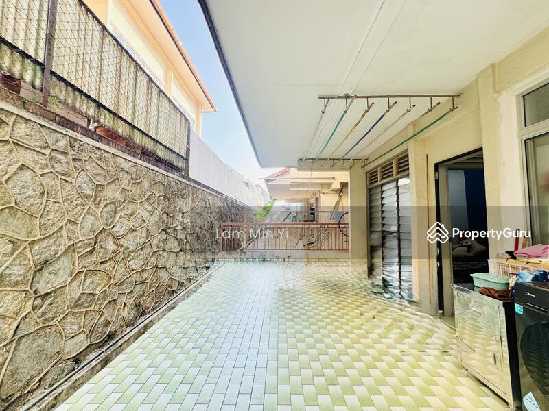 For Sale - hong san walk