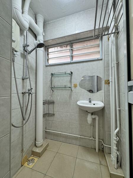 For Rent - 42 Holland Drive