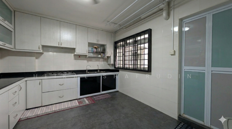 For Sale - 493C Tampines Street 43