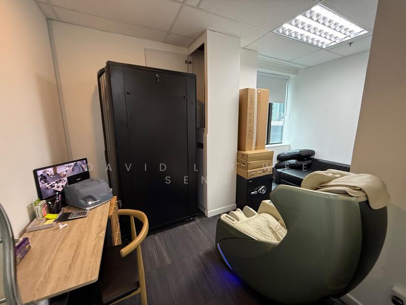 RB Capital, 22 Malacca Street, 1,200 sqft, Office For Rent, by David Lim Wee Seng, 60042531 - CommercialGuru.com.sg