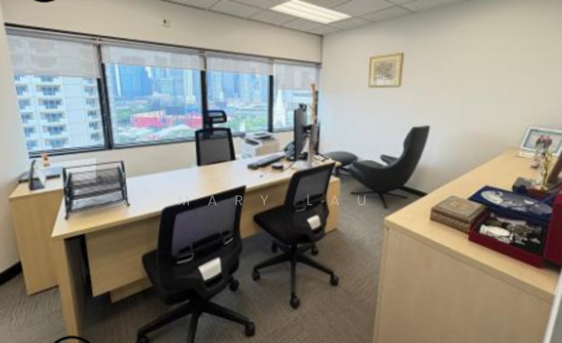 Raffles City Tower, 250 North Bridge Road, 2,120 sqft, Office For Rent, by Mary Lau, 60042542 - Study - CommercialGuru.com.sg
