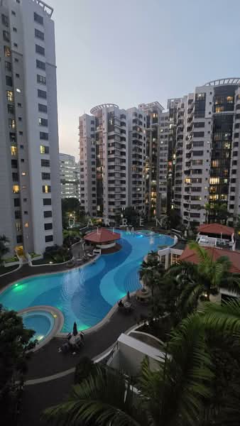 The Mayfair, 1 Jurong East Street 32, 3 Bedrooms, 1,227 sqft, Condominium For Rent, by Darren Lim, 60042609 - PropertyGuru.com.sg