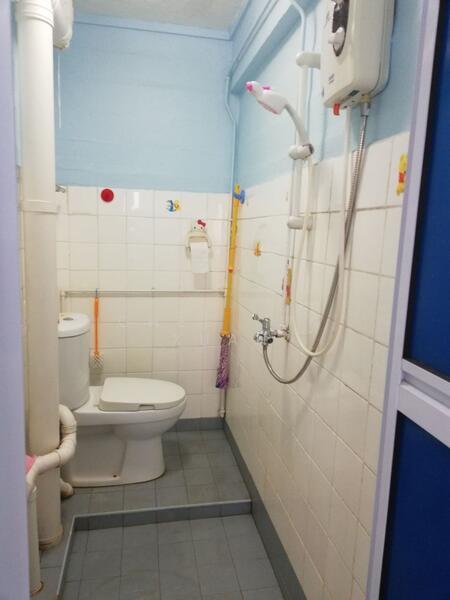 97 Jalan Dua, 97 Jalan Dua, 2 Bedrooms, 667 sqft, HDB Flat For Rent, by Chee Yun Xuan, 60042726 - PropertyGuru.com.sg