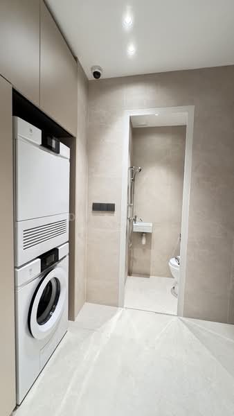 UPPERHOUSE at Orchard Boulevard, 22 Orchard Boulevard, 4 Bedrooms, 2,056 sqft, Condominium For Sale, by Dulcie Liu, 60042787 - PropertyGuru.com.sg