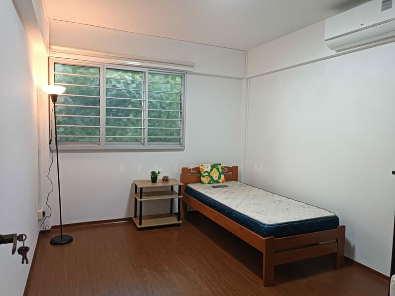 177 Ang Mo Kio Avenue 4, 177 Ang Mo Kio Avenue 4, 3 Bedrooms, 980 sqft, HDB Flat For Rent, by Renee Sim, 60042800 - Bedroom - PropertyGuru.com.sg