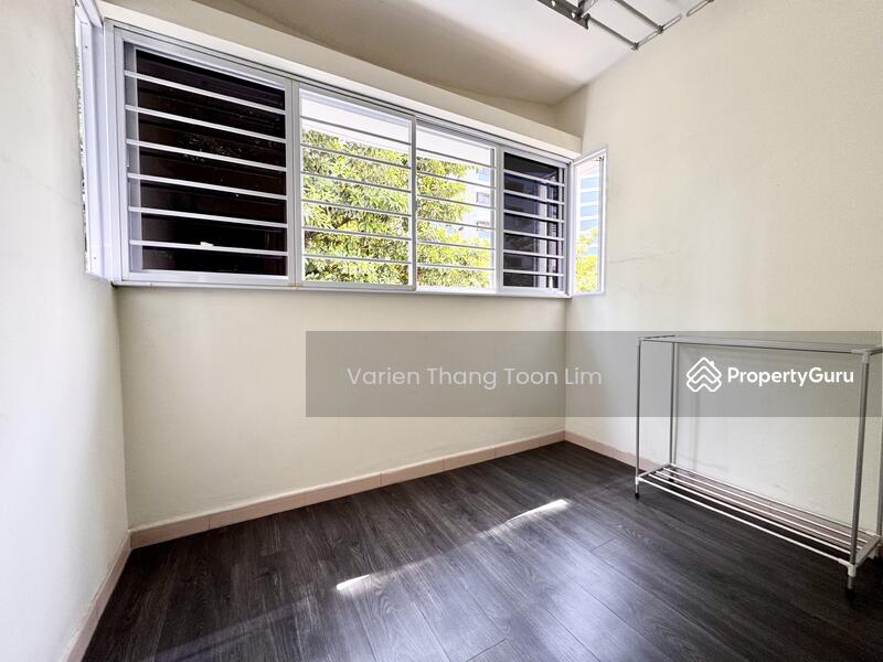 For Sale - 302 Ang Mo Kio Avenue 3