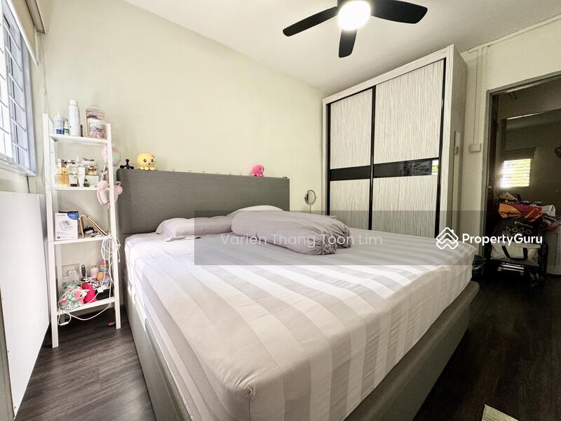 For Sale - 302 Ang Mo Kio Avenue 3