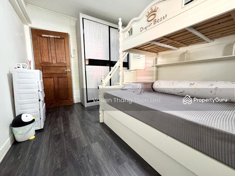 For Sale - 302 Ang Mo Kio Avenue 3