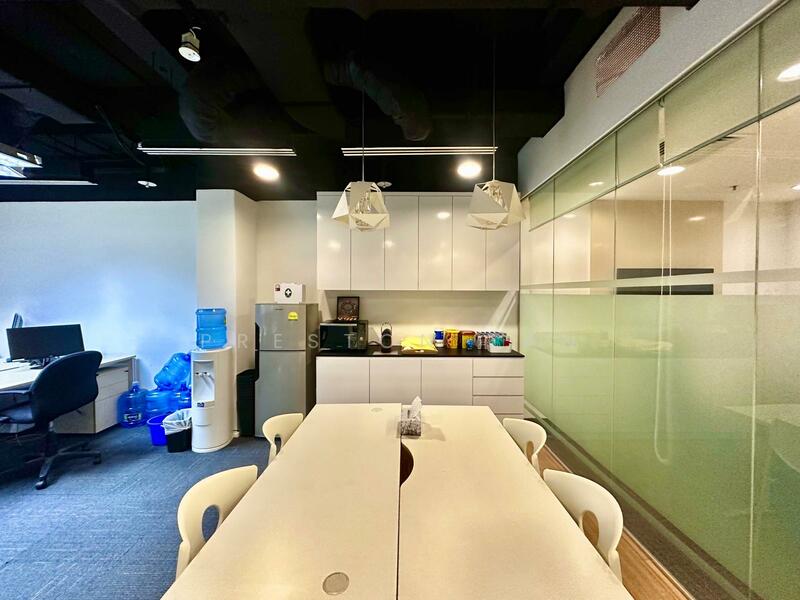 112 Robinson, 112 Robinson Road, 1,292 sqft, Office For Rent, by Preston Tan, 60042888 - CommercialGuru.com.sg