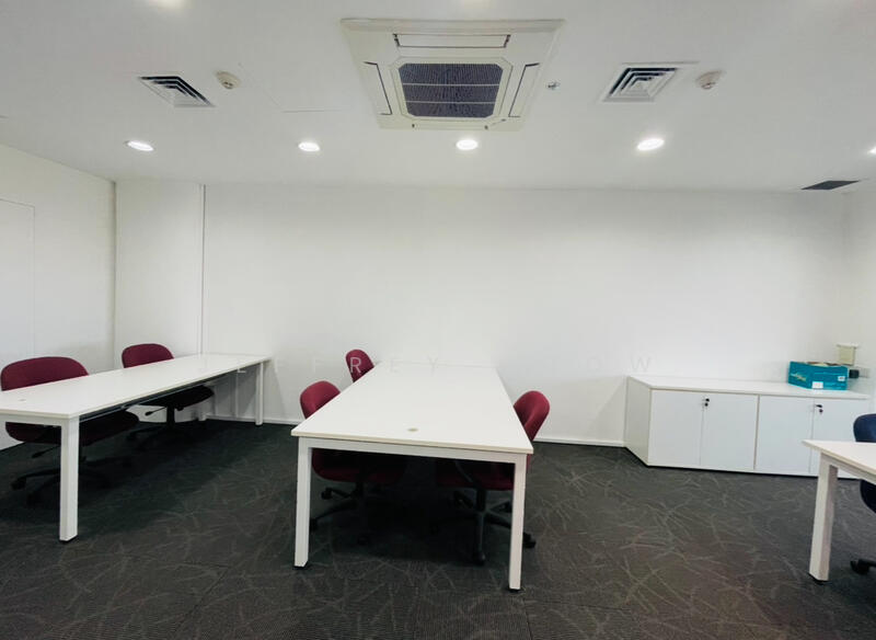 Golden Mile Tower, 6001 Beach Road, 915 sqft, Office For Sale, by Jeffrey Chow, 60043021 - Study - CommercialGuru.com.sg