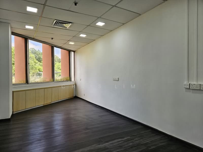 Bukit Timah Shopping Centre, 170 Upper Bukit Timah Road, 624 sqft, Mall Shop For Sale, by Chris Lim, 60043089 - CommercialGuru.com.sg