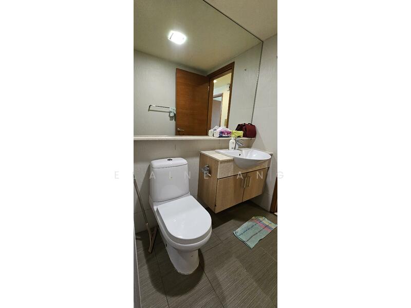 Bathroom bathroom pic 1