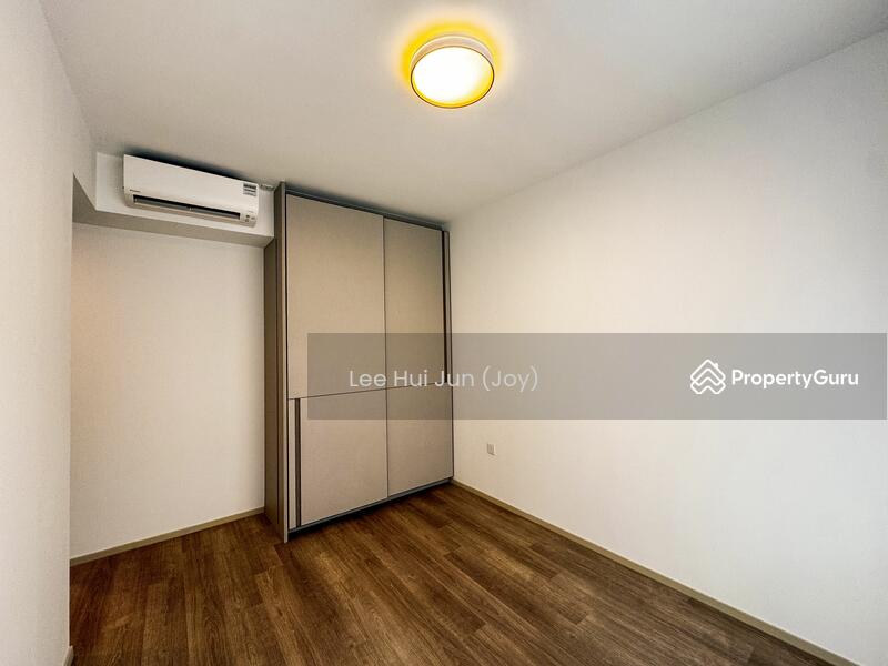 For Rent - The Watergardens at Canberra