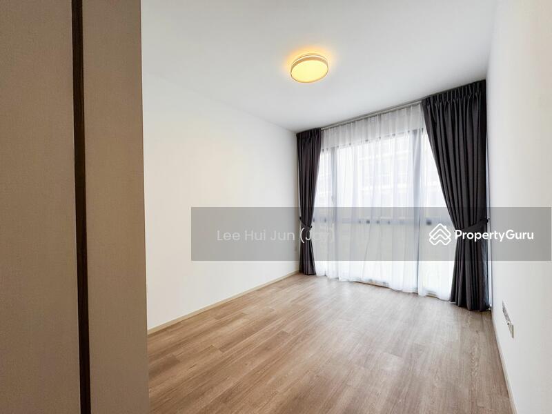 For Rent - The Watergardens at Canberra