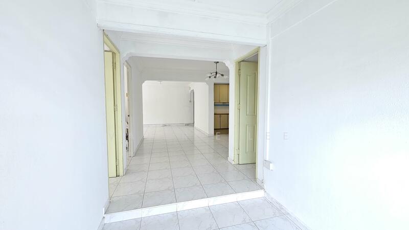 For Sale - 106 Jurong East Street 13
