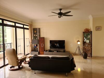 For Rent - Pinewood Gardens