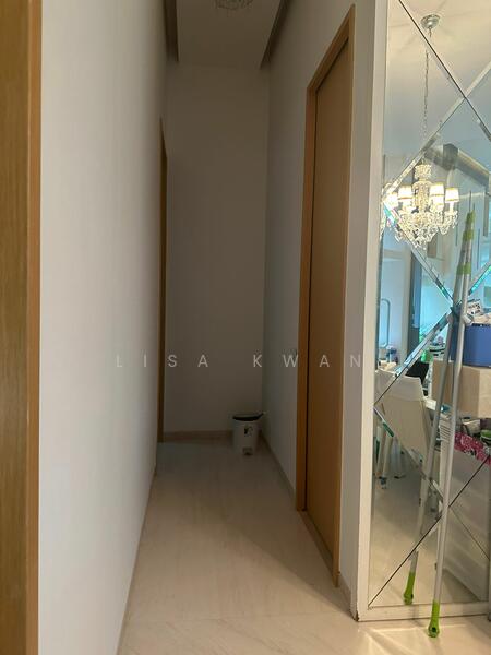 Belle Vue Residences, 19 Oxley Walk, 3 Bedrooms, 1,808 sqft, Condominium For Sale, by Lisa Kwan, 60043354 - Corridor - PropertyGuru.com.sg