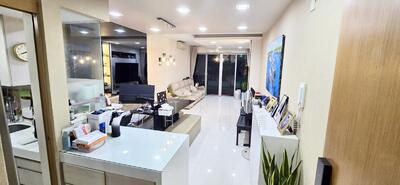 For Sale - The Quartz