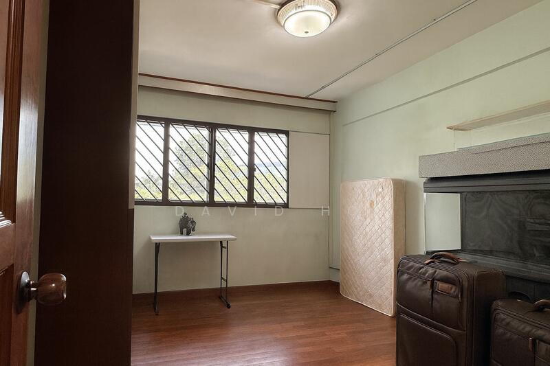 For Sale - 402 Pandan Gardens