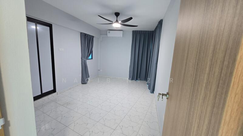 469A Admiralty Drive, 469A Admiralty Drive, Sembawang / Yishun, 3 Bedrooms, 1,270 sqft, HDB Flat For Rent, by Naqib Nizar, 60044119 - Master Bedroom - PropertyGuru.com.sg