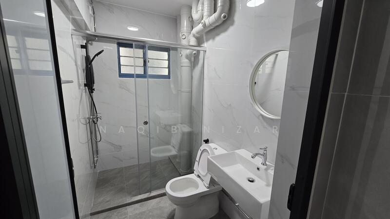 469A Admiralty Drive, 469A Admiralty Drive, Sembawang / Yishun, 3 Bedrooms, 1,270 sqft, HDB Flat For Rent, by Naqib Nizar, 60044119 - Common Toilet - PropertyGuru.com.sg