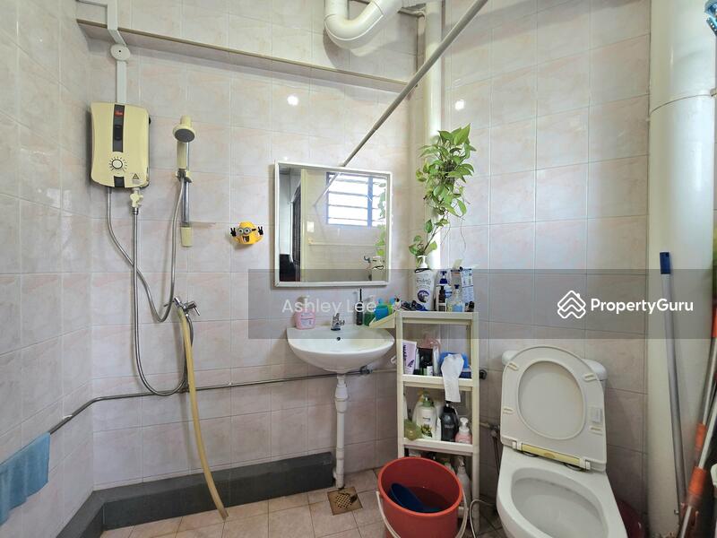 Common Bathroom
