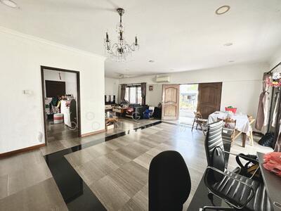 For Sale - 3-Sty FH Corner Terrace, 5 Min walk to Kovan MRT