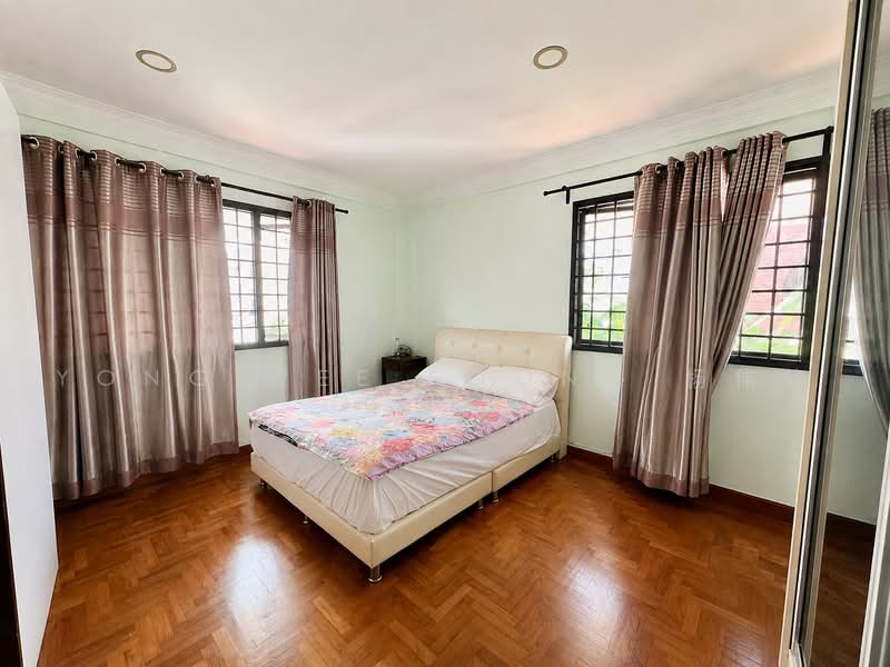 3-Sty FH Corner Terrace, 5 Min walk to Kovan MRT, Simon Walk, Hougang / Punggol / Sengkang, 5 Bedrooms, 2,300 sqft, Corner Terrace For Sale, by Yong Wee Foong 杨伟锋, 60044413 - Bedroom - PropertyGuru.com.sg