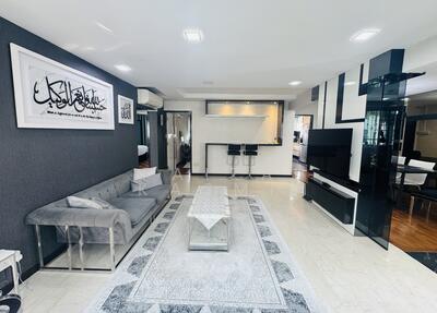 For Sale - 456 Tampines Street 42