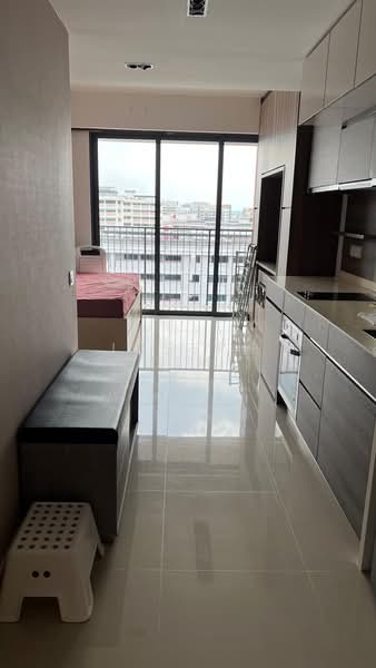 Coco Palms, 21 Pasir Ris Grove, 1 Bedroom, 464 sqft, Condominium For Rent, by Joseph Lim, 60044491 - Kitchen - PropertyGuru.com.sg