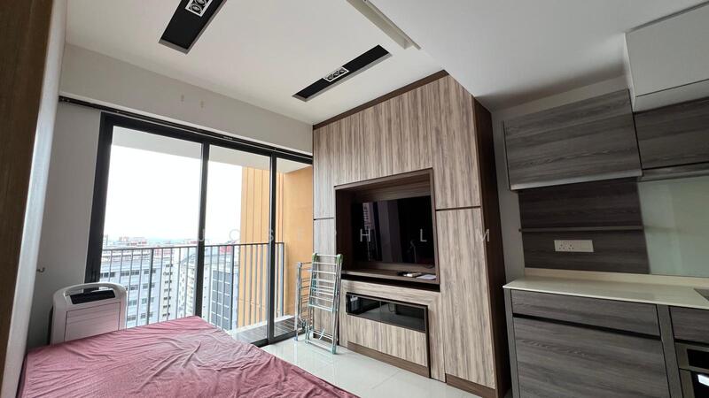 Coco Palms, 21 Pasir Ris Grove, 1 Bedroom, 464 sqft, Condominium For Rent, by Joseph Lim, 60044491 - Bedroom - PropertyGuru.com.sg