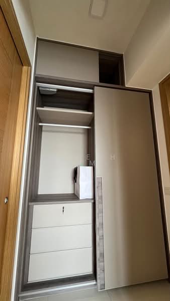 Coco Palms, 21 Pasir Ris Grove, 1 Bedroom, 464 sqft, Condominium For Rent, by Joseph Lim, 60044491 - Study - PropertyGuru.com.sg