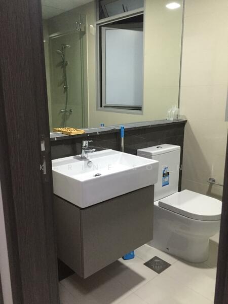 Q Bay Residences, 1 Tampines Street 86, Room Rental, 180 sqft, Condominium For Rent, by Karine Soon, 60044552 - Bathroom - PropertyGuru.com.sg
