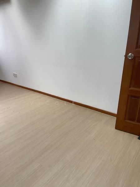 Golden Mile Tower, 6001 Beach Road, 1,196 sqft, Office For Rent, by Vicole Lim, 60044580 - Interior - CommercialGuru.com.sg