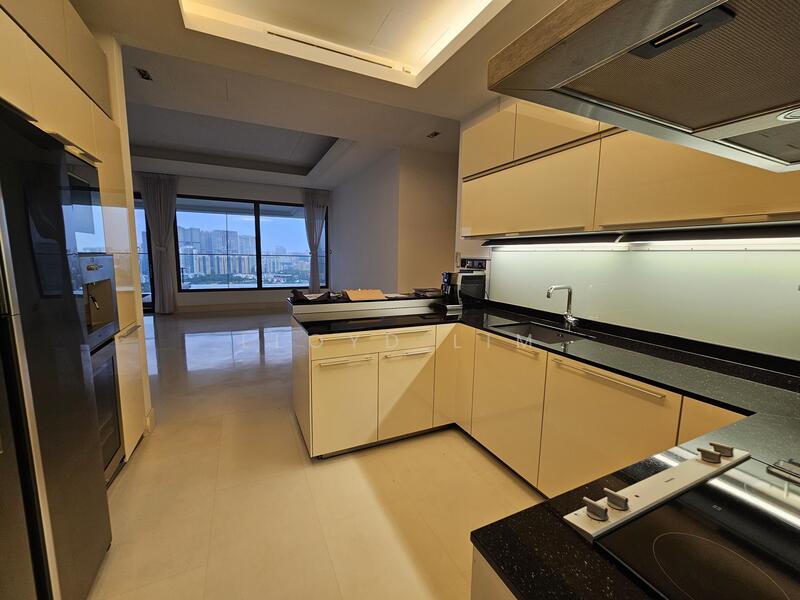 For Sale - Parkview Eclat