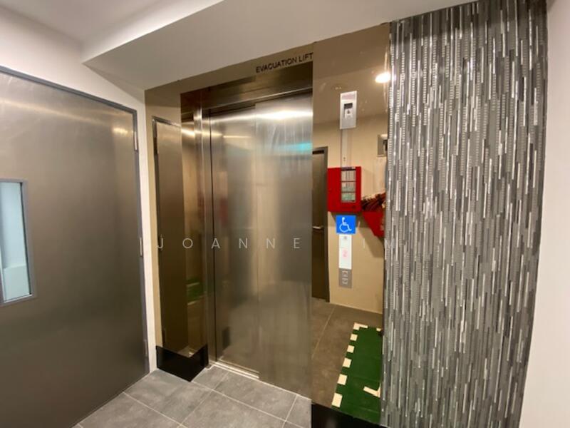 36 Hongkong Street, Hongkong Street, 1,405 sqft, Office For Rent, by Joanne Lim, 60044629 - Corridor - CommercialGuru.com.sg