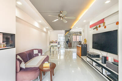 For Sale - 854 Tampines Street 82