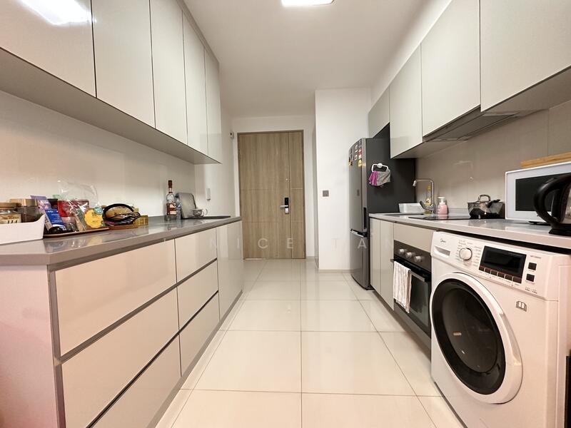 The Wisteria, 590 Yishun Ring Road, Sembawang / Yishun, 2 Bedrooms, 635 sqft, Condominium For Rent, by Jenice Tan, 60044736 - Kitchen - PropertyGuru.com.sg